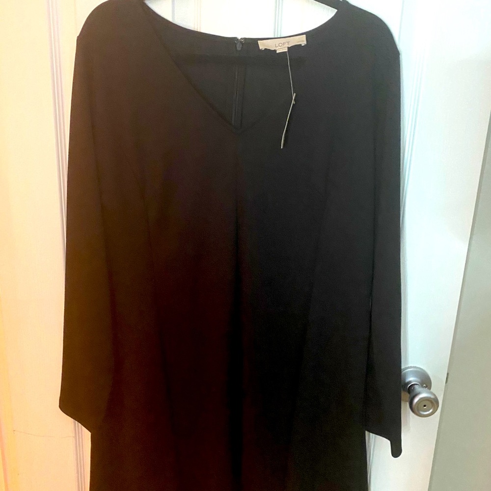 NWT - classic, beautifully tailored black dress
